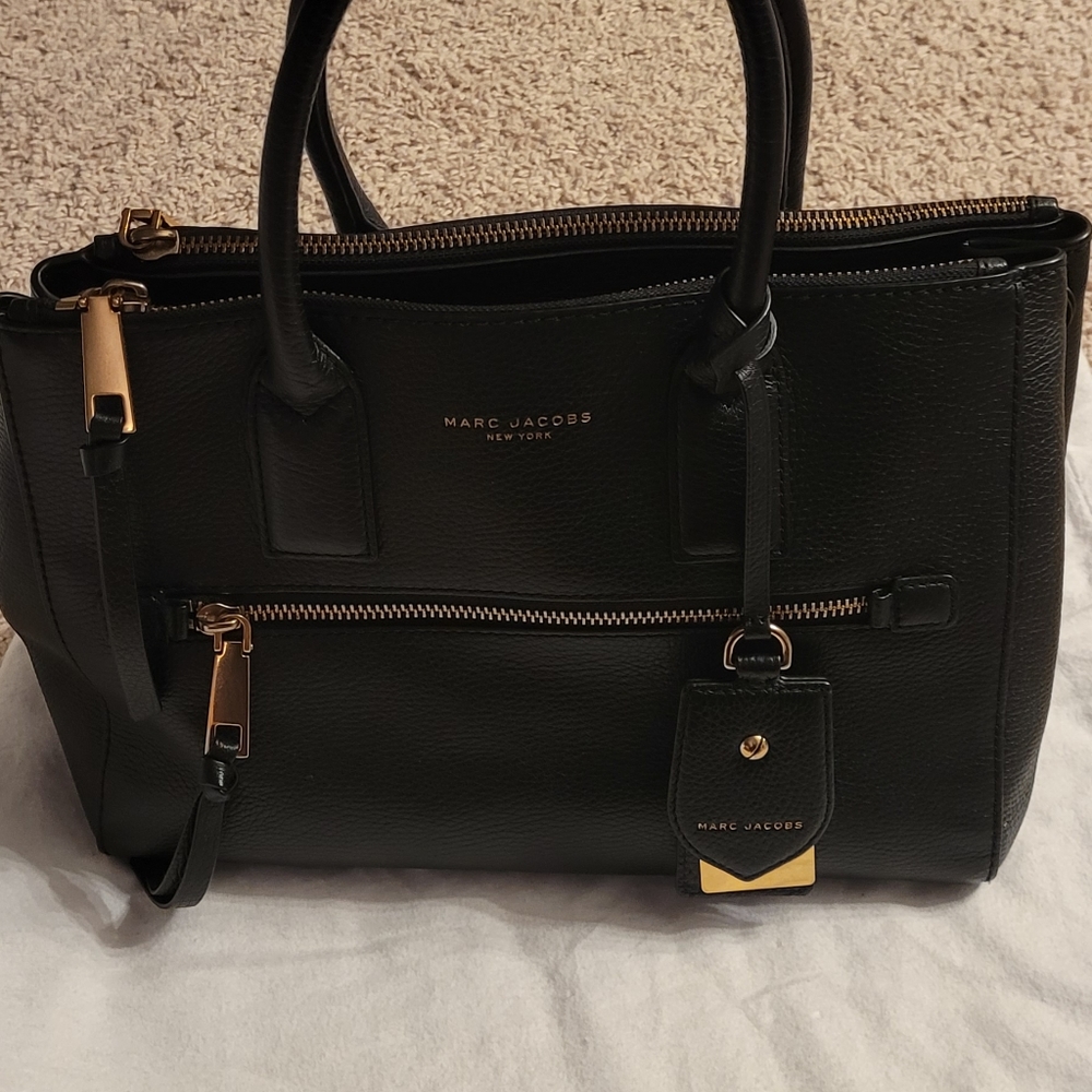 Marc Jacobs convertible crossbody top handle bag. Black leather with gold hardwa